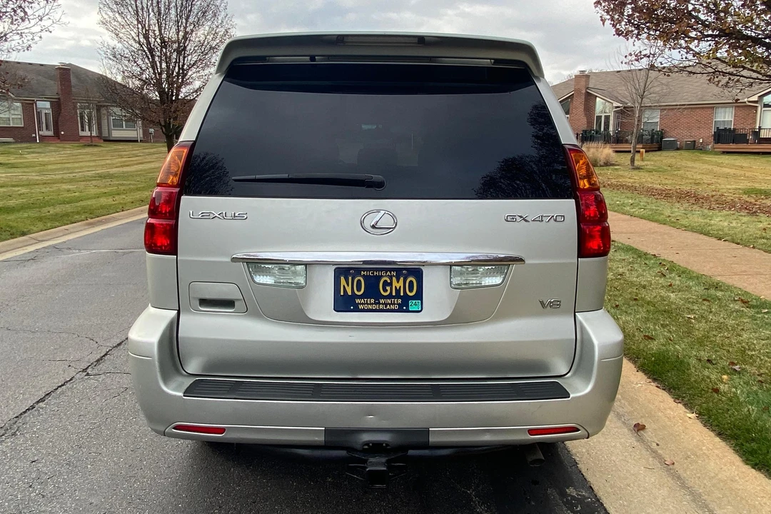 2004 Lexus GX 1st Gen - Image 5 of 31