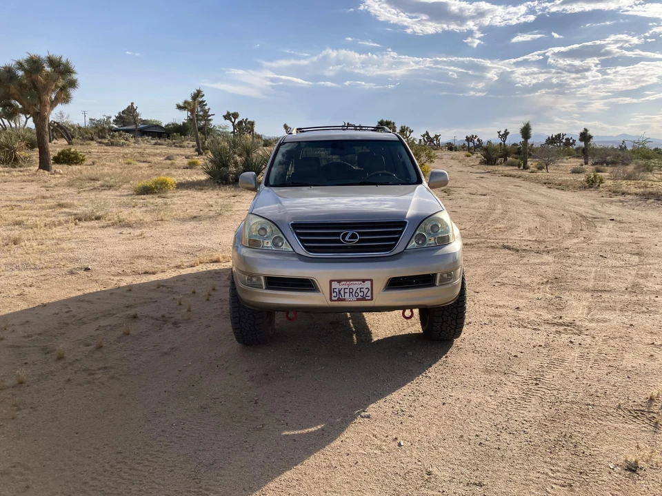 2004 Lexus GX 1st Gen - Image 6 of 31