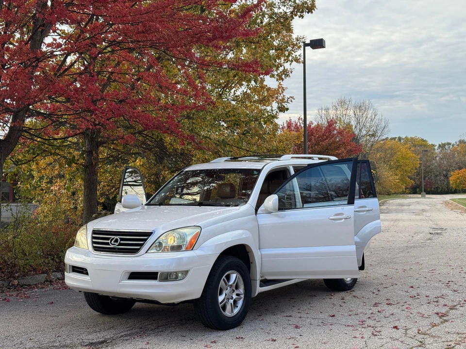 2004 Lexus GX 1st Gen - Image 6 of 31