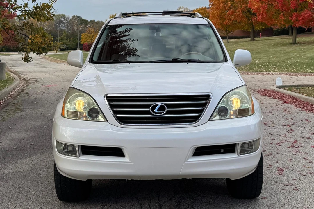2004 Lexus GX 1st Gen - Image 2 of 31