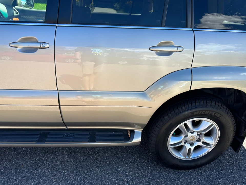 2004 Lexus GX 1st Gen - Image 30 of 31