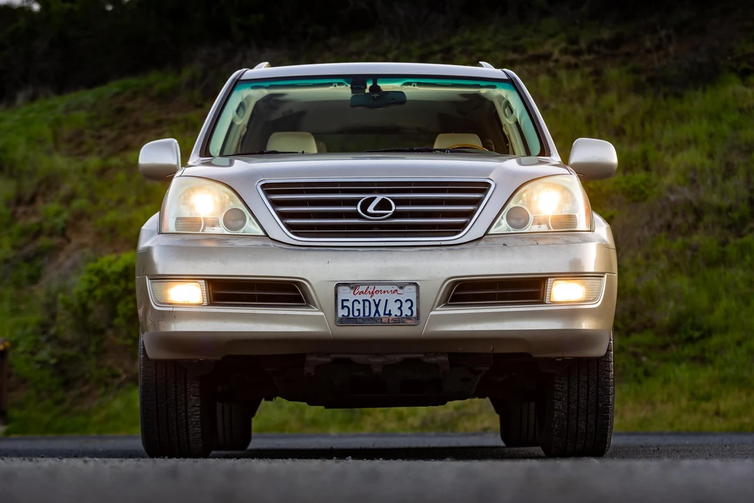 2004 Lexus GX 1st Gen - Image 6 of 31