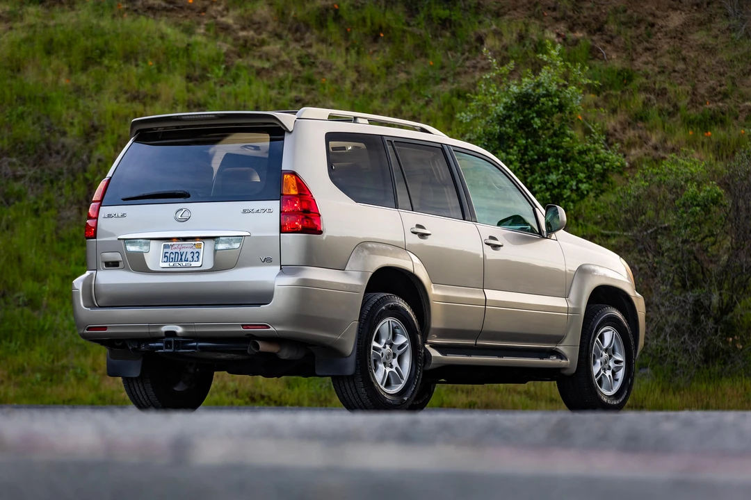 2004 Lexus GX 1st Gen - Image 20 of 31