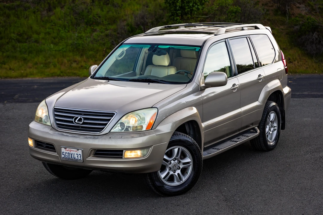 2004 Lexus GX 1st Gen - Image 7 of 31