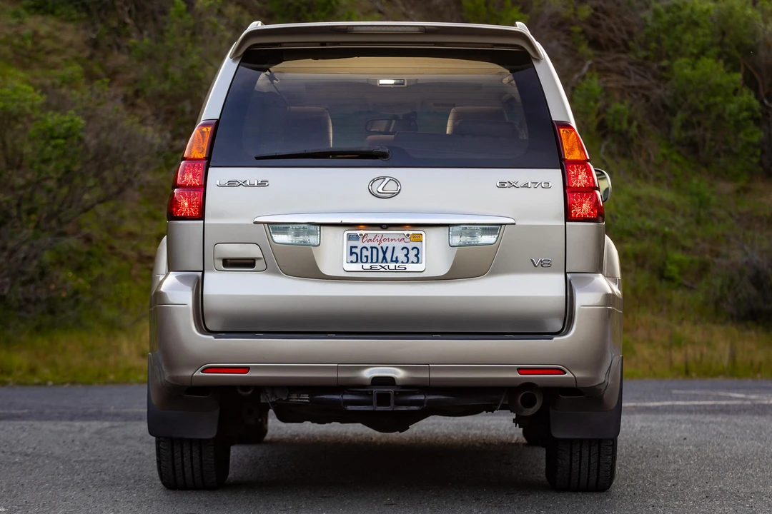 2004 Lexus GX 1st Gen - Image 5 of 31
