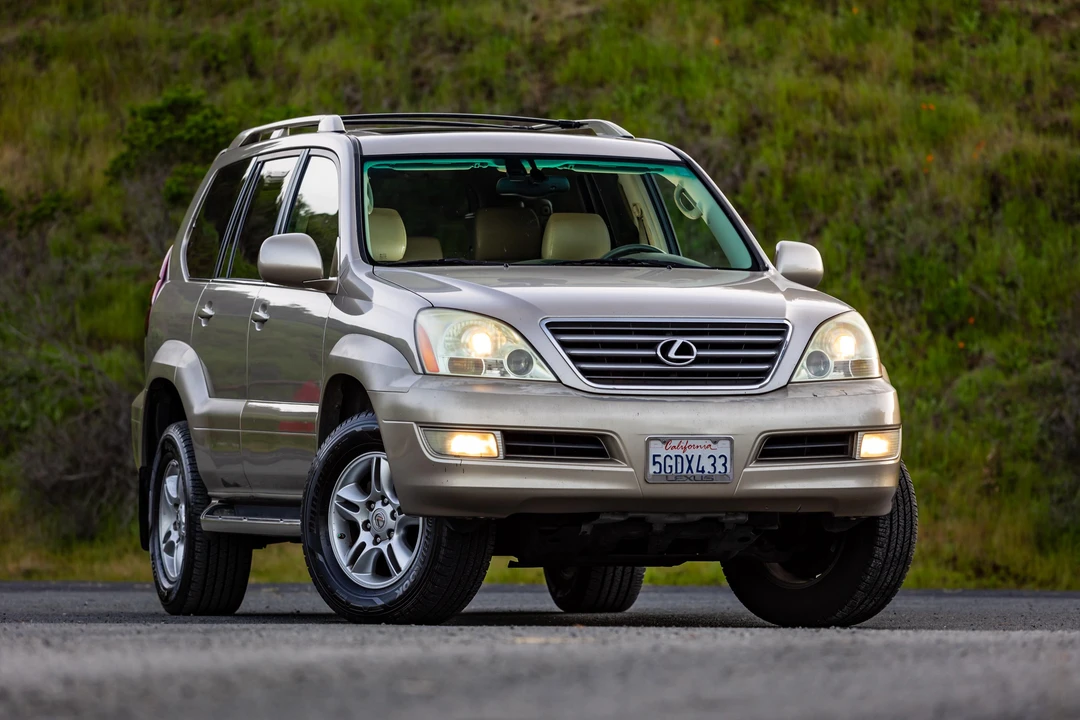 2004 Lexus GX 1st Gen - Image 26 of 31