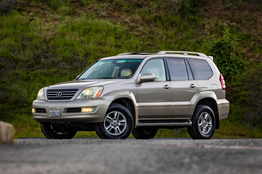 2004 Lexus GX 1st Gen - Image 11 of 31