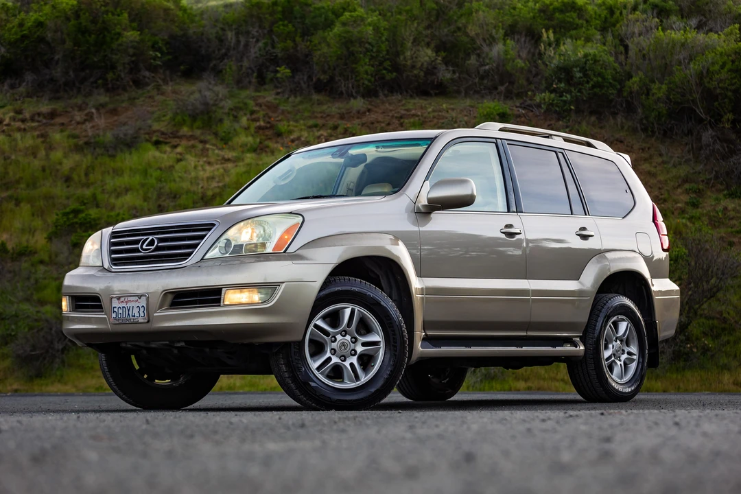 2004 Lexus GX 1st Gen - Image 10 of 31