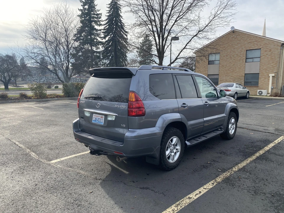 2004 Lexus GX 1st Gen - Image 13 of 31