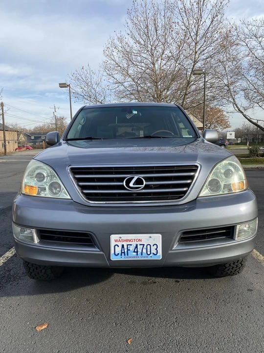 2004 Lexus GX 1st Gen - Image 15 of 31