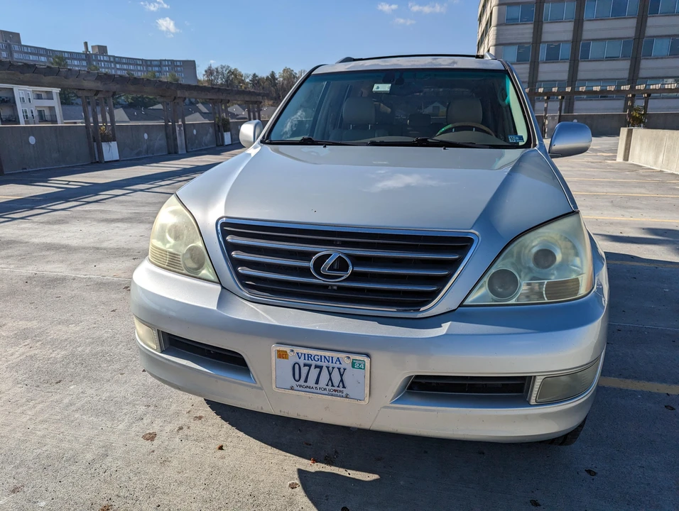 2004 Lexus GX 1st Gen - Image 6 of 31