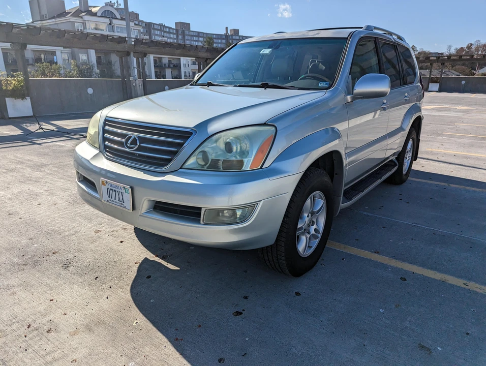 2004 Lexus GX 1st Gen - Image 7 of 31