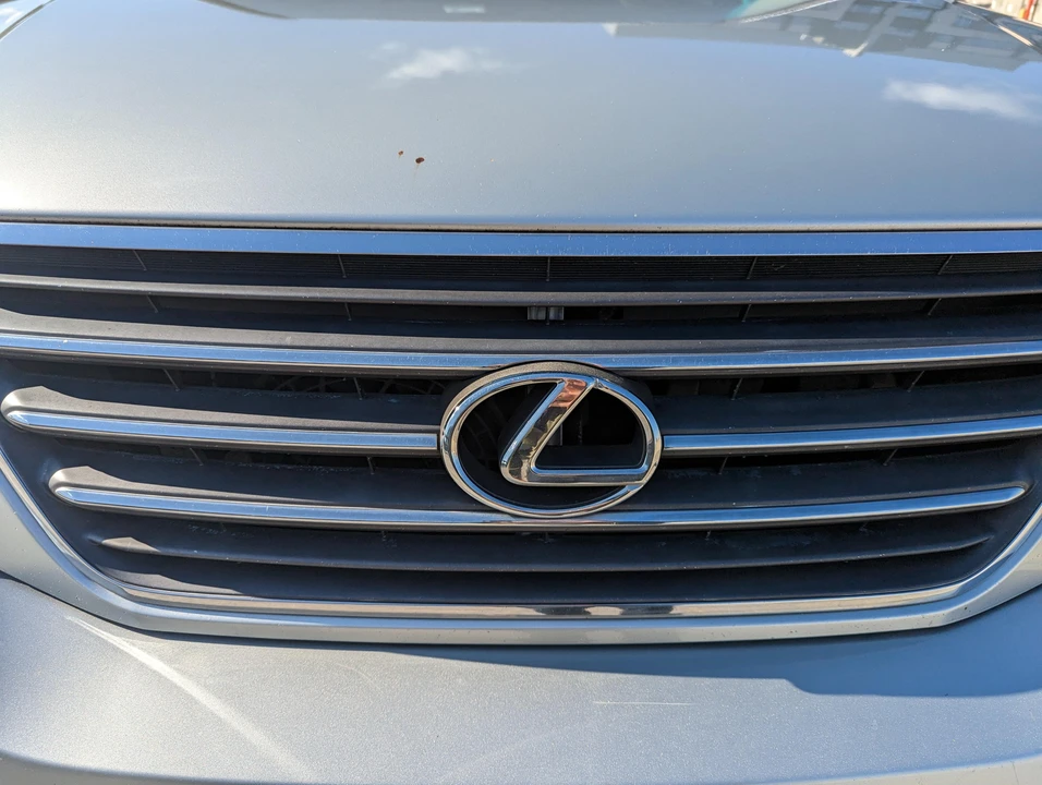 2004 Lexus GX 1st Gen - Image 23 of 31
