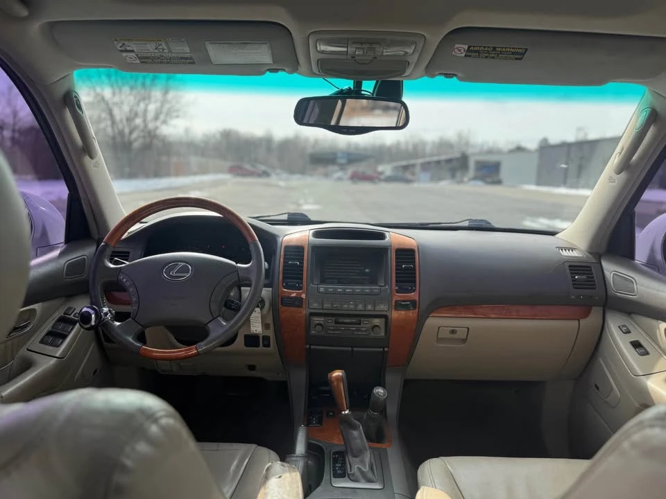 2004 Lexus GX 1st Gen - Image 14 of 19