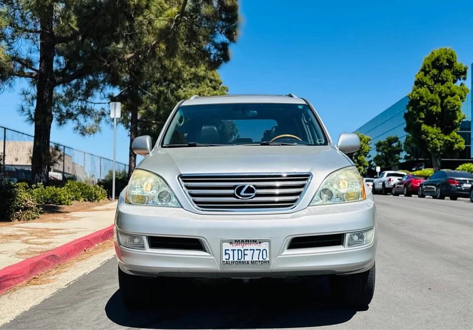2004 Lexus GX 1st Gen - Image 2 of 14