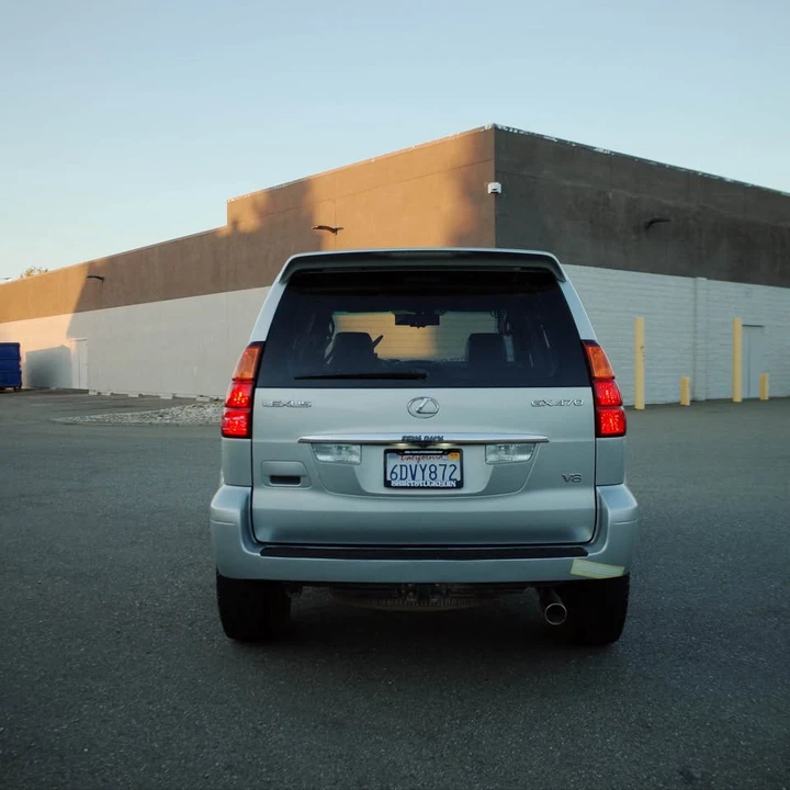 2004 Lexus GX 1st Gen - Image 3 of 16