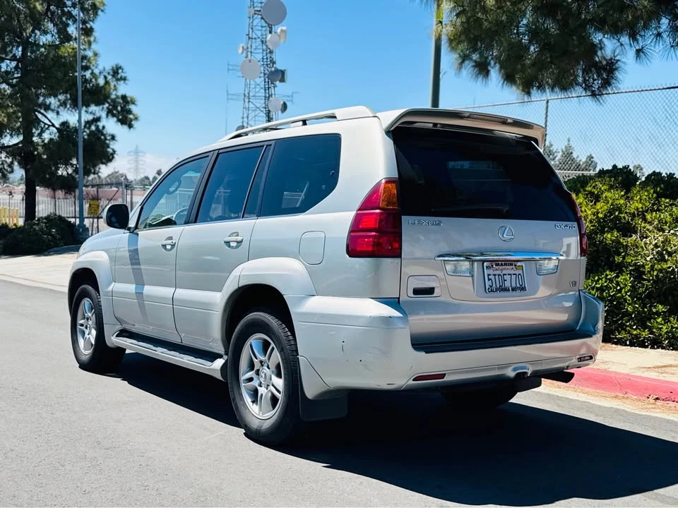 2004 Lexus GX 1st Gen - Image 6 of 14