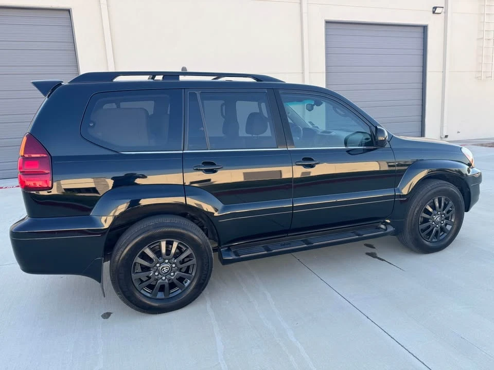 2004 Lexus GX 1st Gen - Image 6 of 19