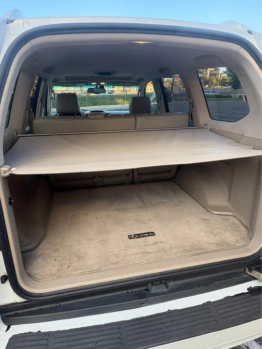 2004 Lexus GX 1st Gen - Image 11 of 15