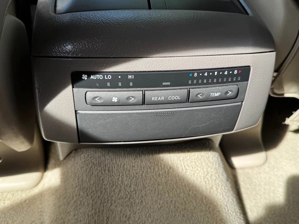 2004 Lexus GX 1st Gen - Image 16 of 16