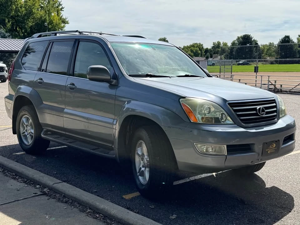 2004 Lexus GX 1st Gen - Image 3 of 16