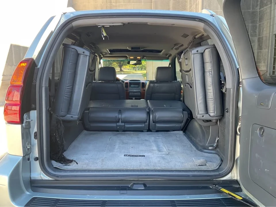 2004 Lexus GX 1st Gen - Image 8 of 19