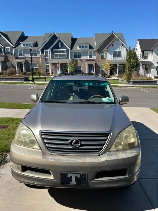 2004 Lexus GX 1st Gen - Image 4 of 17