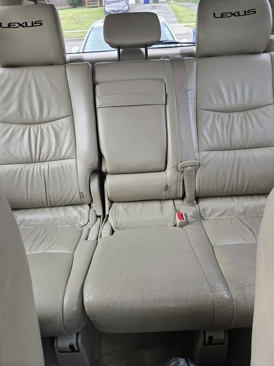 2004 Lexus GX 1st Gen - Image 5 of 5
