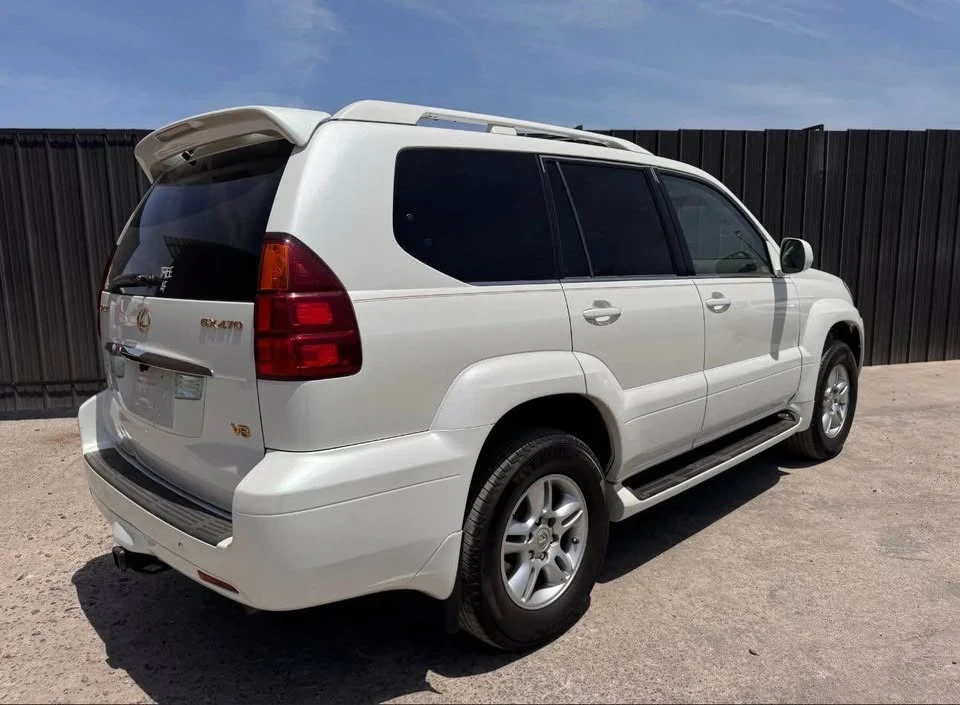 2004 Lexus GX 1st Gen - Image 8 of 10