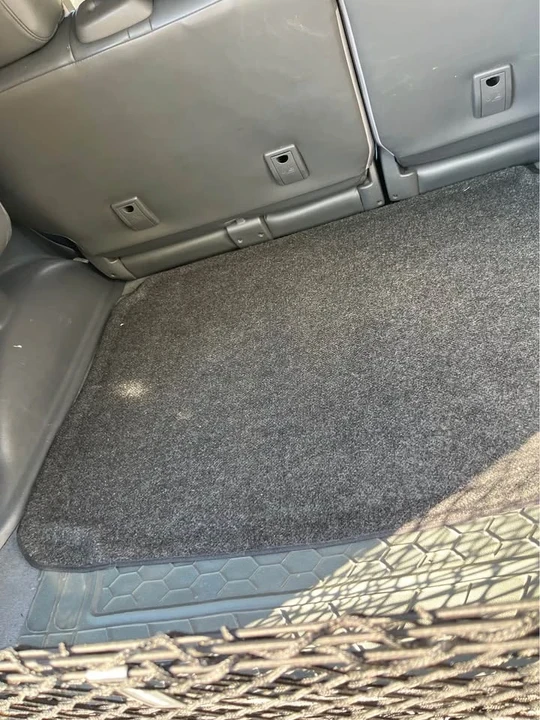 2004 Lexus GX 1st Gen - Image 11 of 19