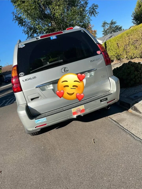 2004 Lexus GX 1st Gen - Image 2 of 19