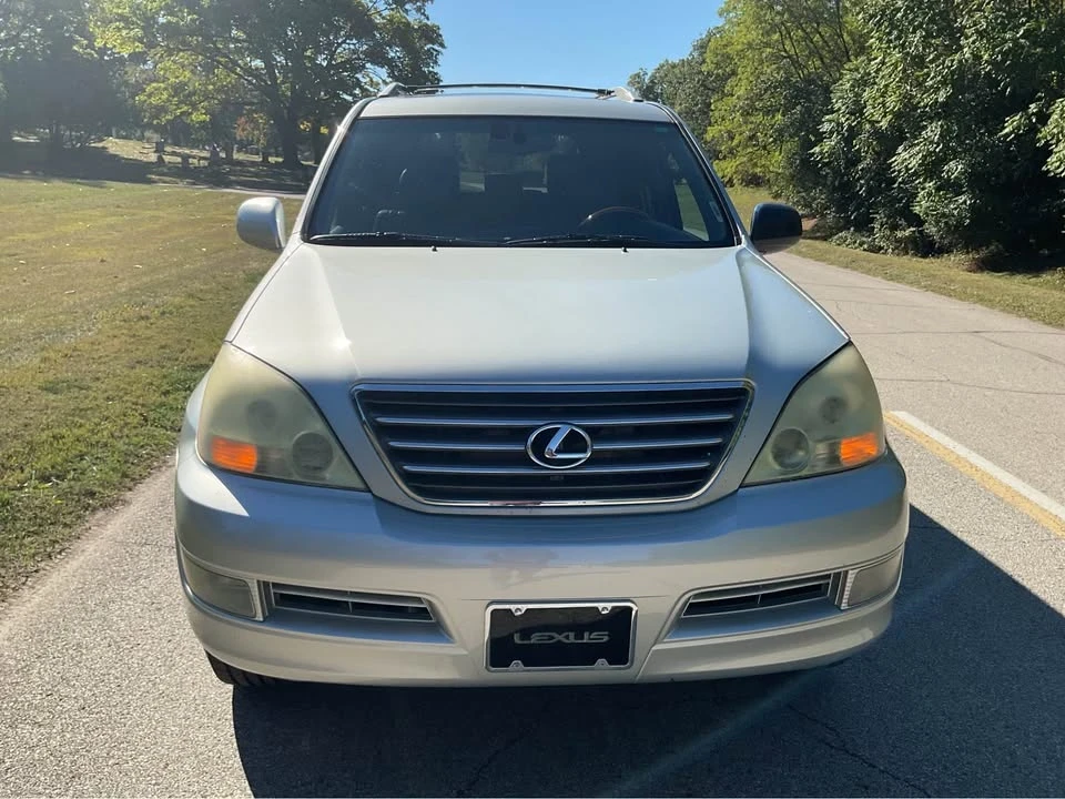 2004 Lexus GX 1st Gen - Image 2 of 19