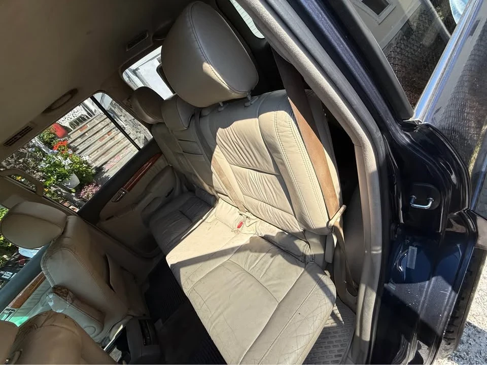 2004 Lexus GX 1st Gen - Image 7 of 9
