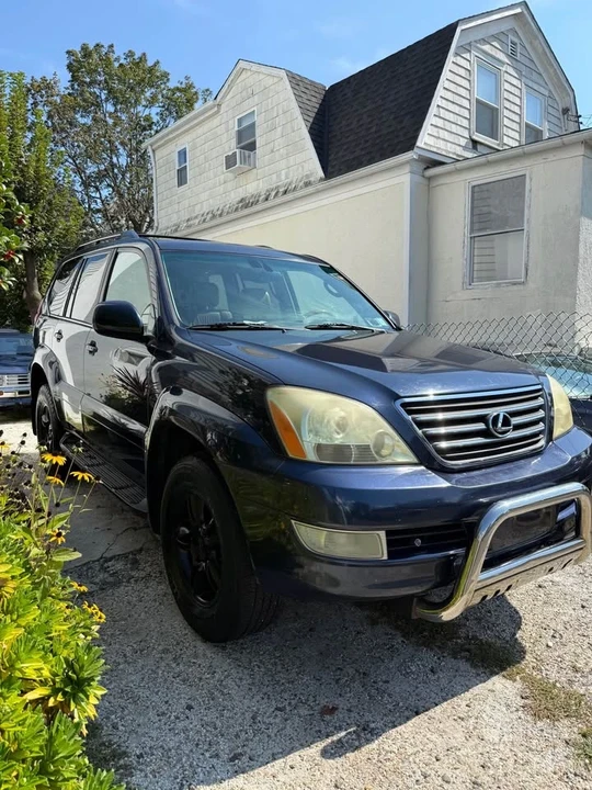 2004 Lexus GX 1st Gen - Image 3 of 9
