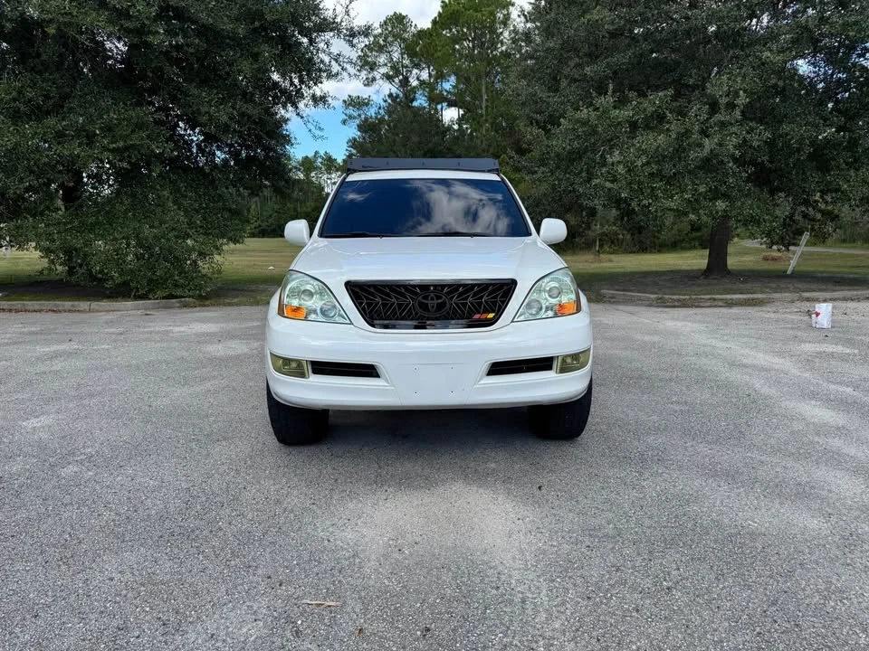 2004 Lexus GX 1st Gen - Image 5 of 13