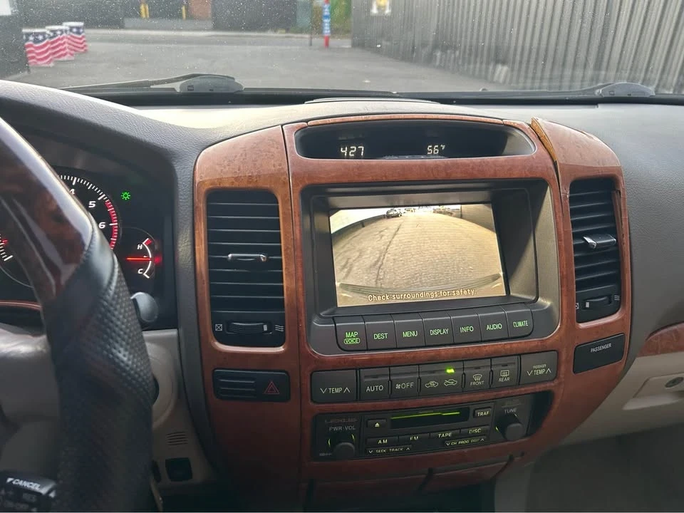 2004 Lexus GX 1st Gen - Image 14 of 19