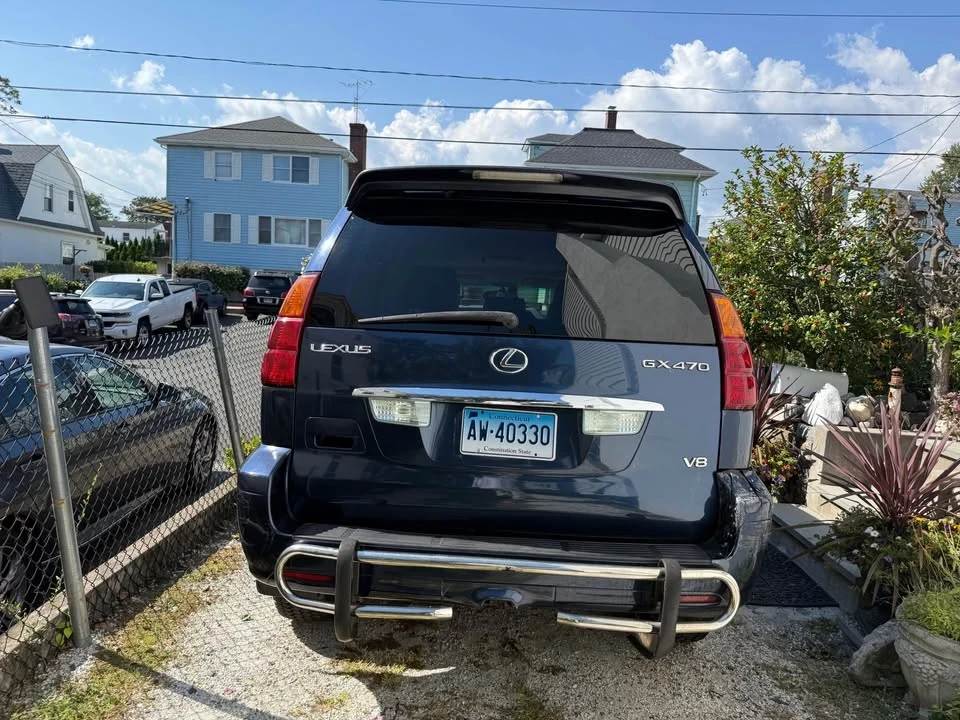 2004 Lexus GX 1st Gen - Image 5 of 9
