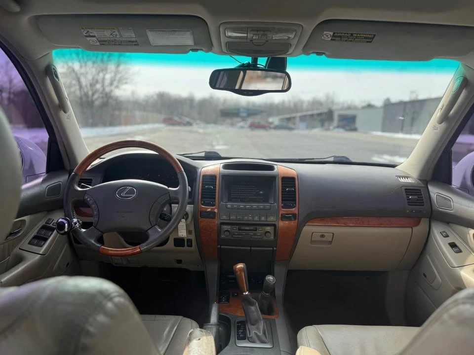 2004 Lexus GX 1st Gen - Image 13 of 18