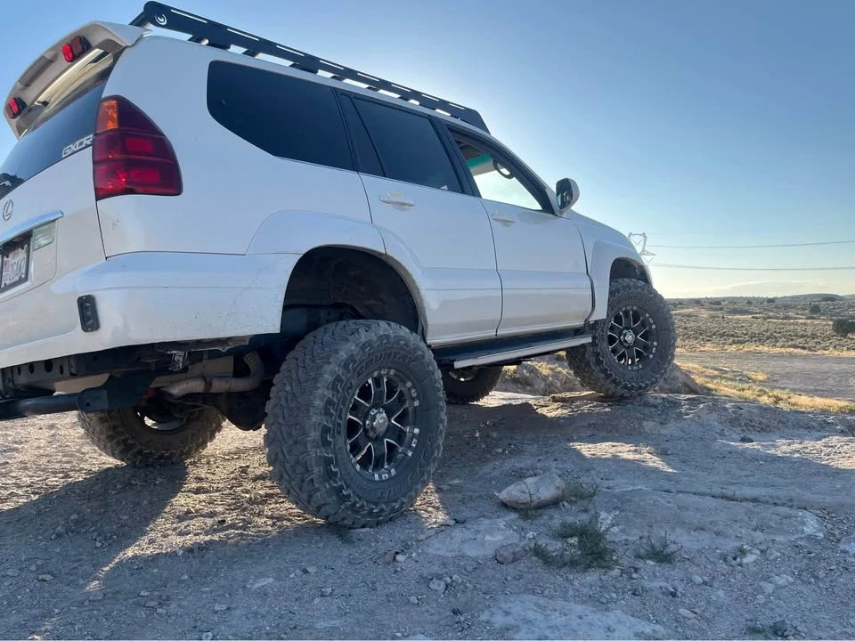 2004 Lexus GX 1st Gen - Image 4 of 7
