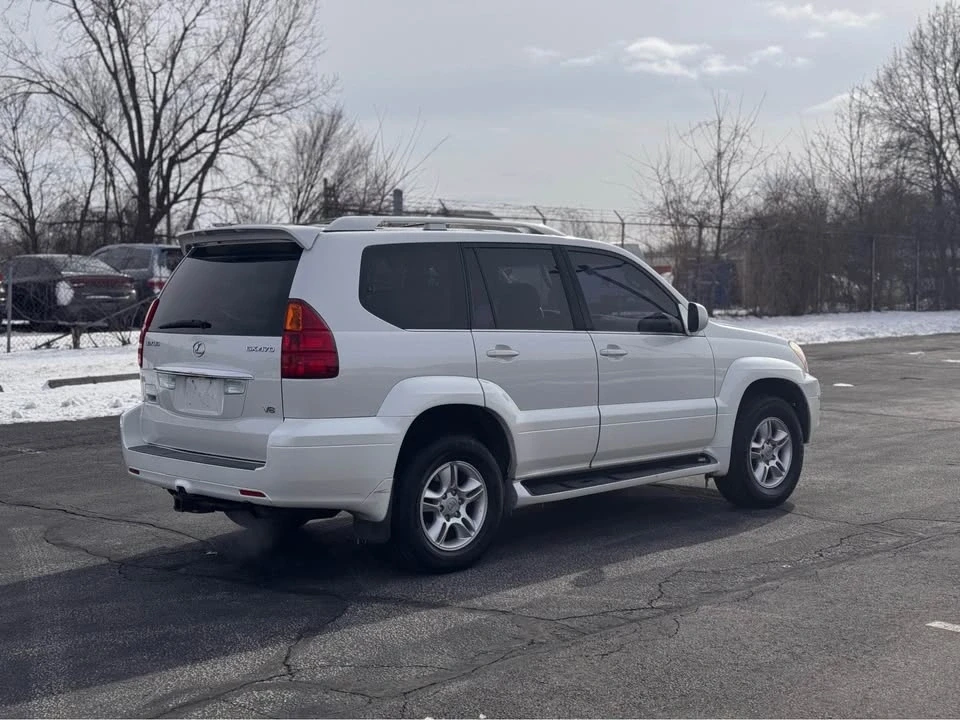 2004 Lexus GX 1st Gen - Image 6 of 18