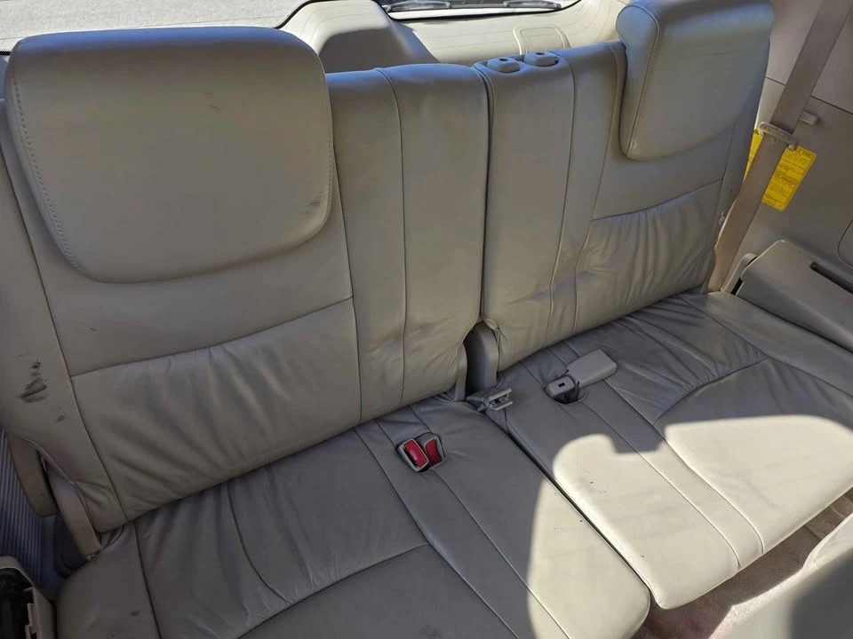 2004 Lexus GX 1st Gen - Image 16 of 20