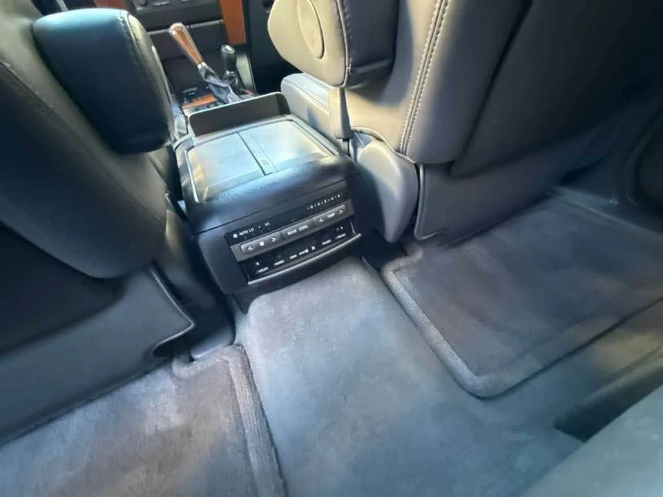 2004 Lexus GX 1st Gen - Image 11 of 20