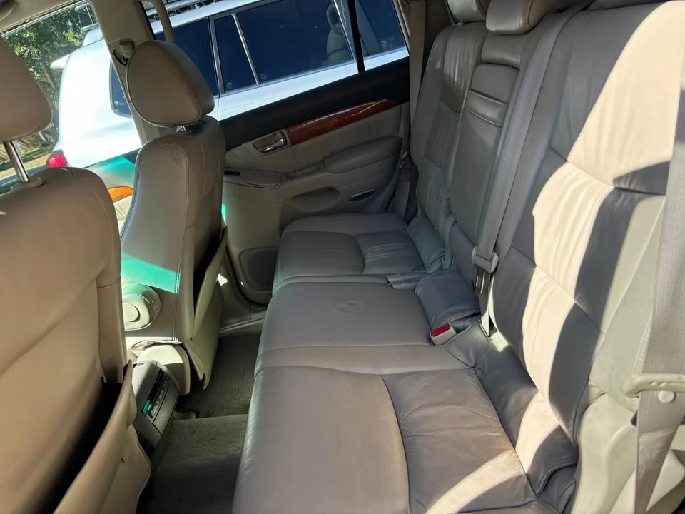 2004 Lexus GX 1st Gen - Image 2 of 7