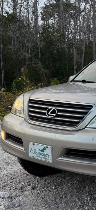 2004 Lexus GX 1st Gen - Image 5 of 18
