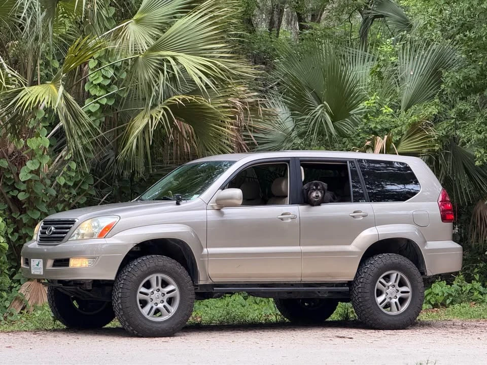 2004 Lexus GX 1st Gen - Image 18 of 18