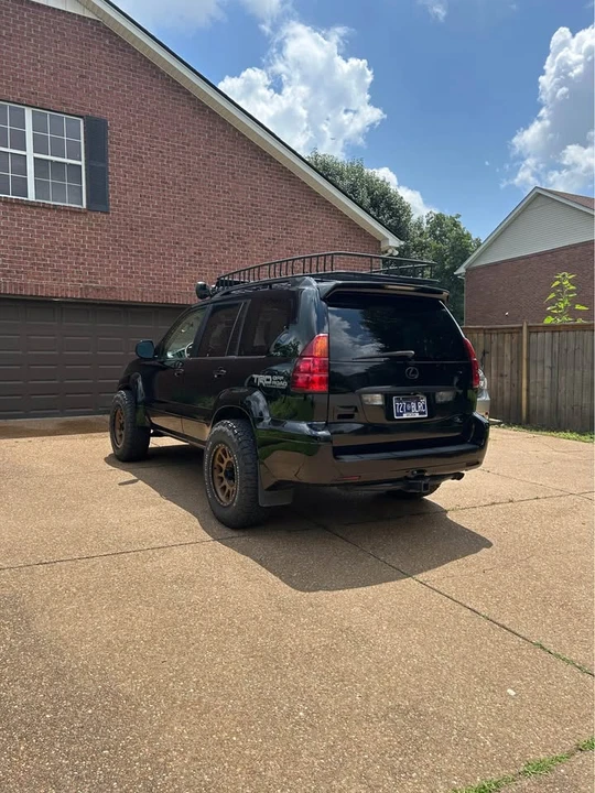 2004 Lexus GX 1st Gen - Image 4 of 14