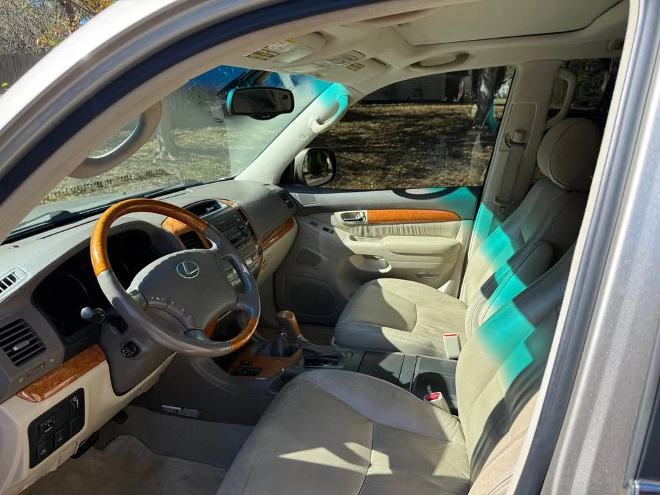 2004 Lexus GX 1st Gen - Image 6 of 11