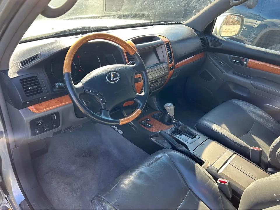 2004 Lexus GX 1st Gen - Image 6 of 16