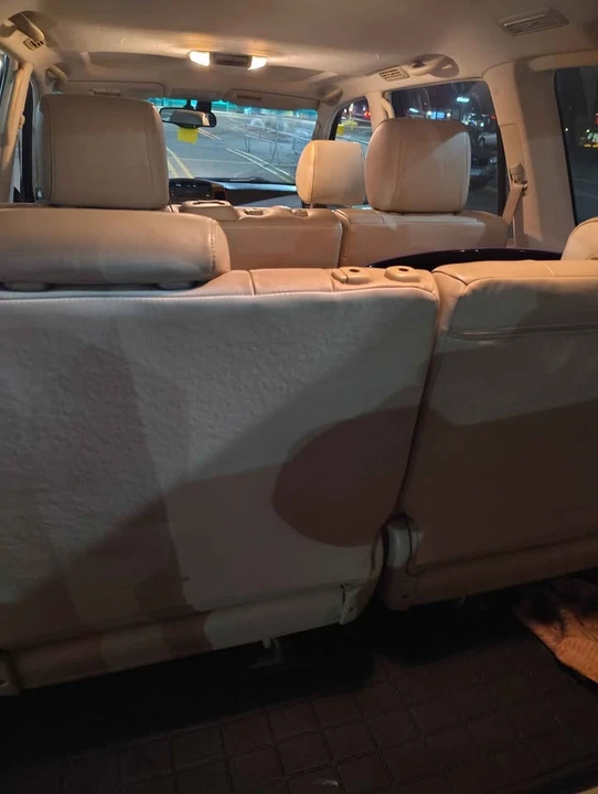 2004 Lexus GX 1st Gen - Image 10 of 14