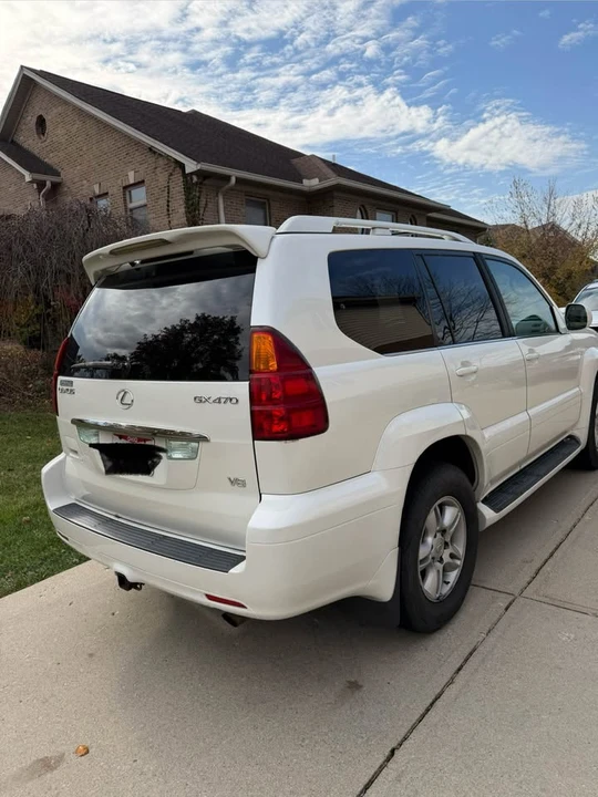 2004 Lexus GX 1st Gen - Image 3 of 7